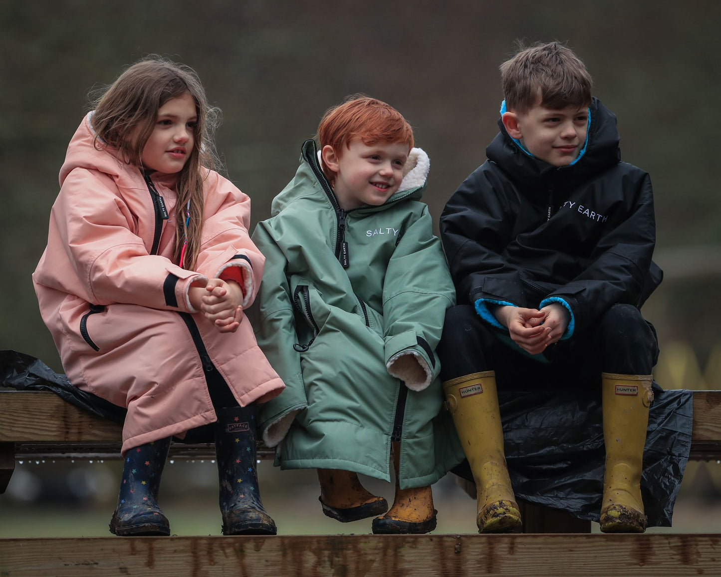 Salty Earth Waterproof Robe - Kids Midnight Blue