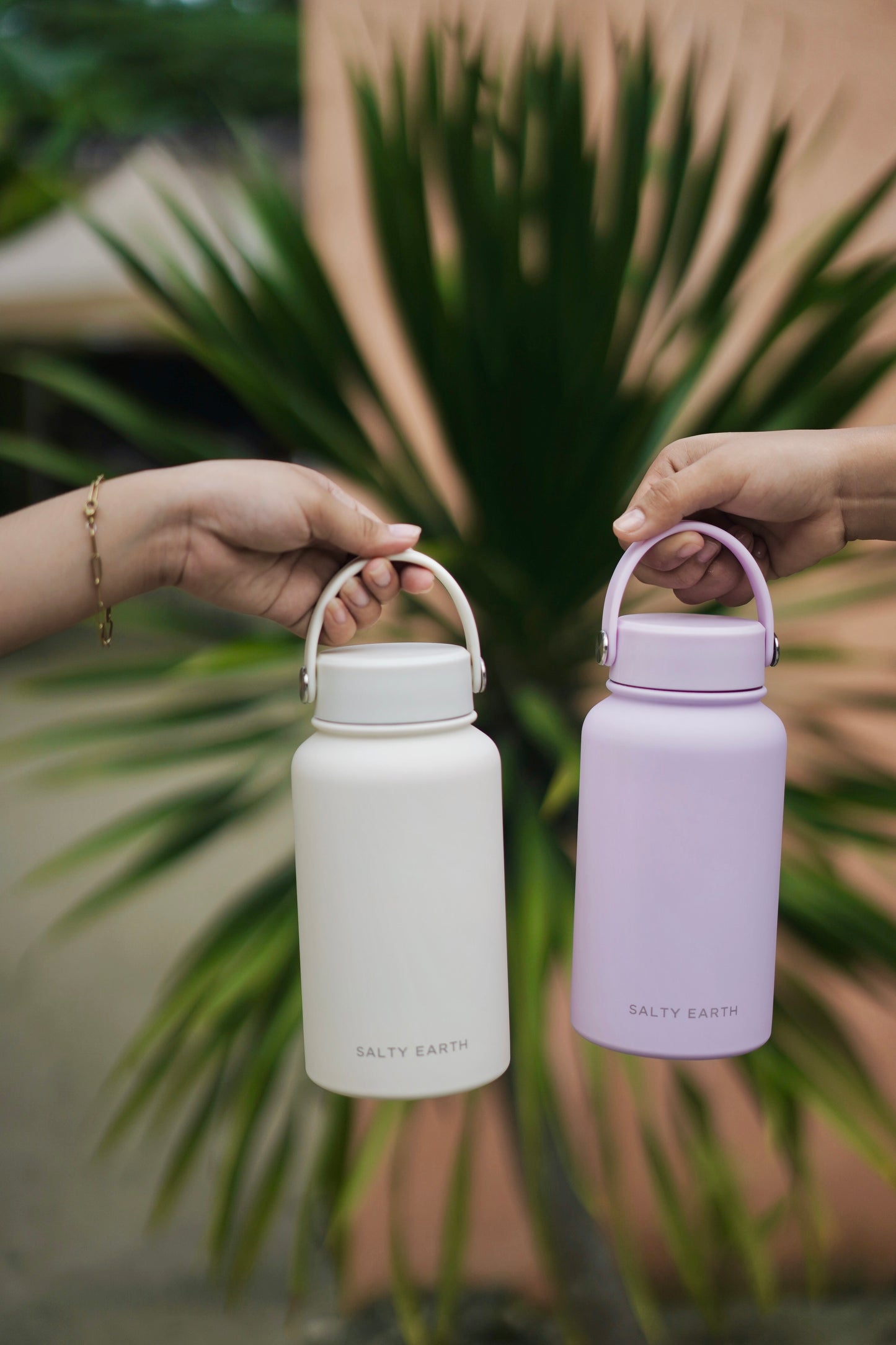 Salty Earth Reusable Bottle - Oatmeal