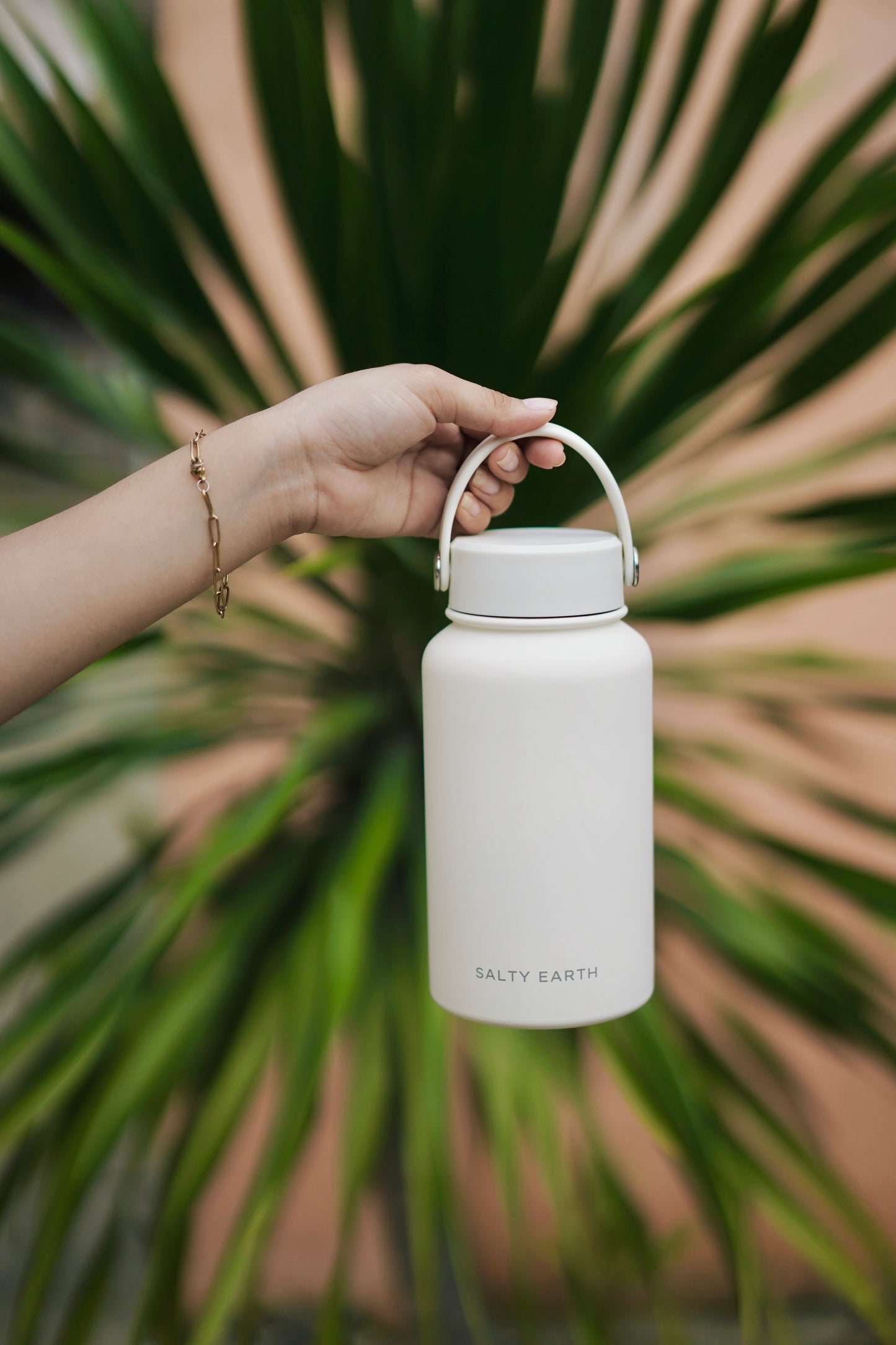 Salty Earth Reusable Bottle - Oatmeal