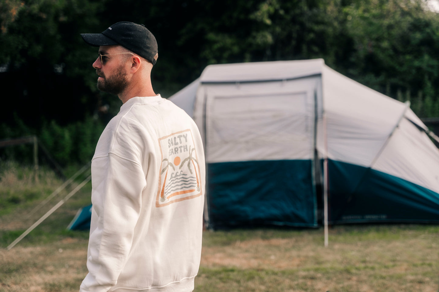 Salty Earth Palm Sweatshirt - White