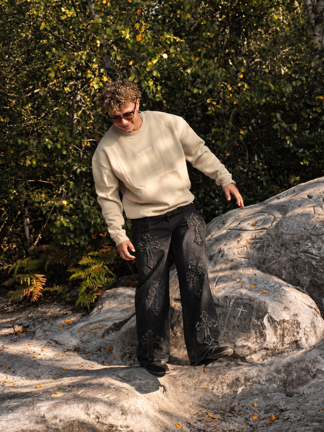 Salty Earth Essential Sweatshirt - Sand