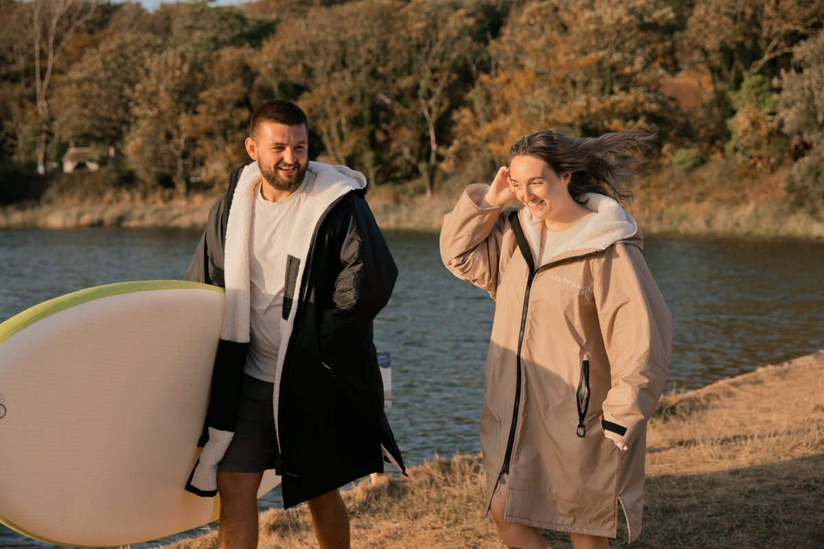 Salty Earth Waterproof Robe - Midnight Black