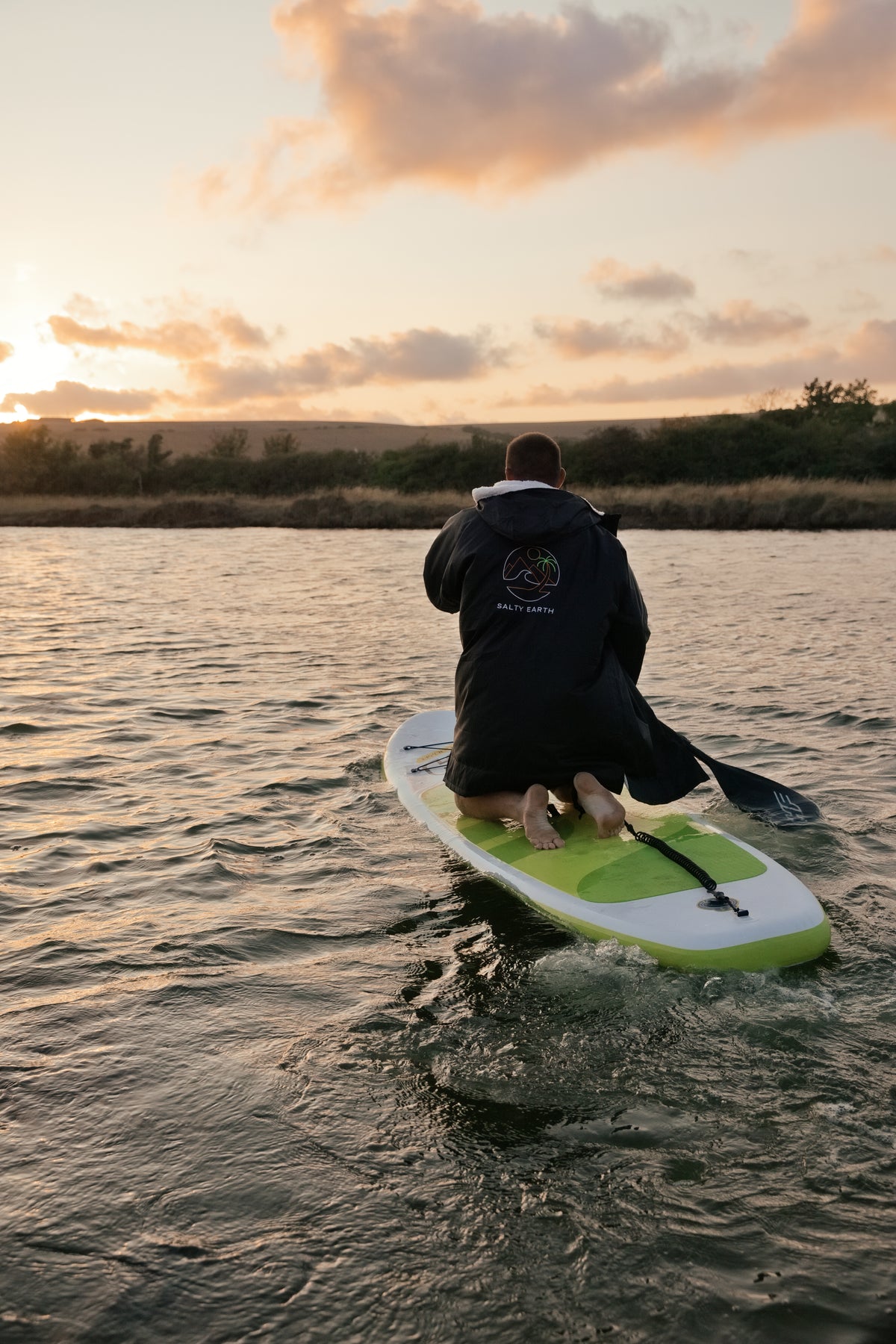 Salty Earth Waterproof Robe - Midnight Black